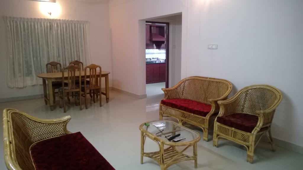 Indeevaram Apartments Ковалам Номер фото